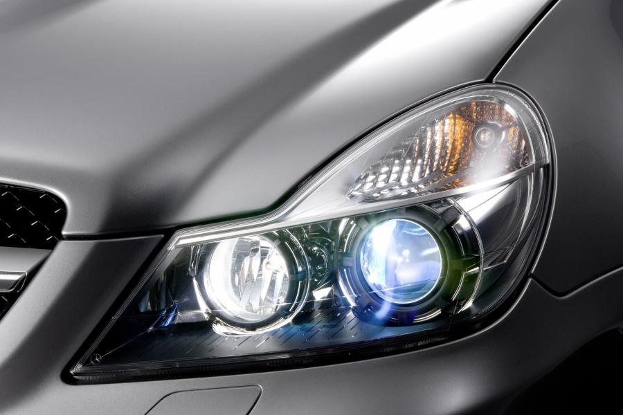  Mercedes-Benz SL-Class 2009 года  (фото 33 из 234)